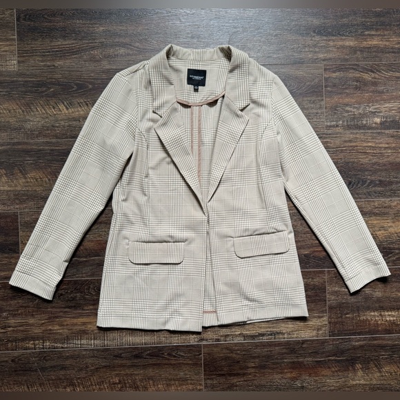 Liverpool Jackets & Blazers - Liverpool Blazer Jacket Womens Size S Tan Ivory Plaid Gingham Fitted Long Sleeve